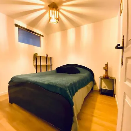 Maison Avec Piscine Intérieure Chauffée à 10min De Biarritz