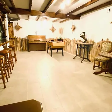 Maison Avec Piscine Intérieure Chauffée à 10min De Biarritz Villa