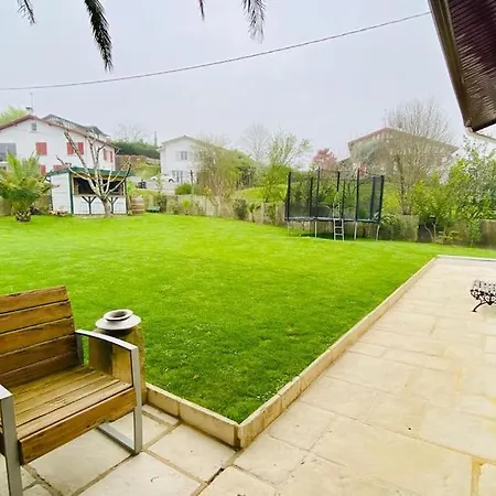 Maison Avec Piscine Intérieure Chauffée à 10min De Biarritz Villa *