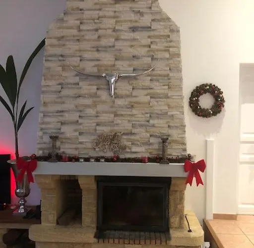 Maison Avec Piscine Interieure Chauffee A 10min De Biarritz *