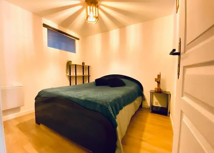 Maison Avec Piscine Interieure Chauffee A 10min De Biarritz