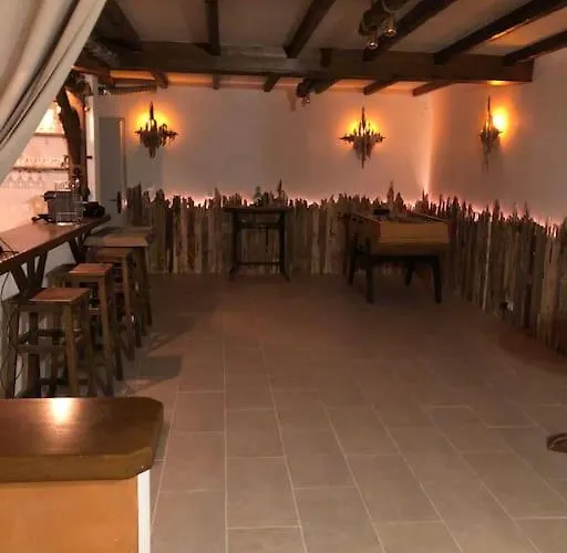 Villa Maison Avec Piscine Interieure Chauffee A 10min De Biarritz