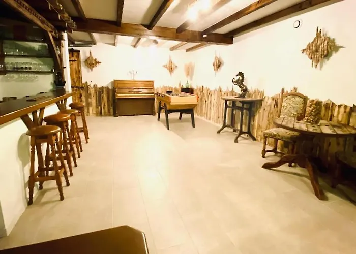 Maison Avec Piscine Interieure Chauffee A 10min De Biarritz Villa