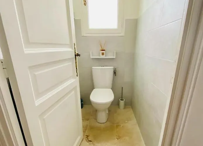 Villa Maison Avec Piscine Interieure Chauffee A 10min De Biarritz Ahetze